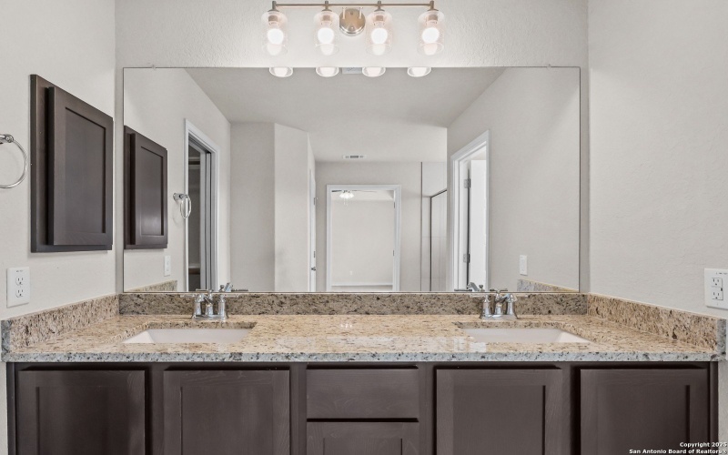 30 Log Cabin Way, Poteet, TX 78065, 3 Bedrooms Bedrooms, ,2 BathroomsBathrooms,Residential,For Sale,30 Log Cabin Way,0,1830205