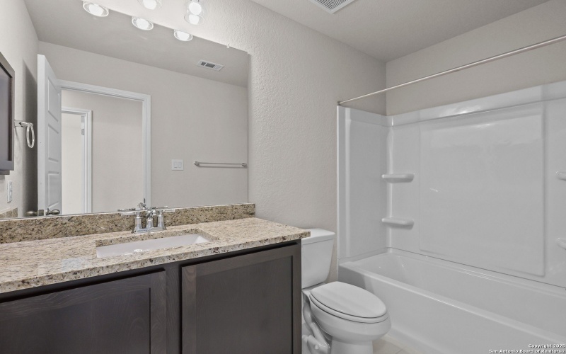 30 Log Cabin Way, Poteet, TX 78065, 3 Bedrooms Bedrooms, ,2 BathroomsBathrooms,Residential,For Sale,30 Log Cabin Way,0,1830205