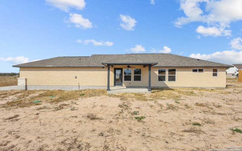 30 Log Cabin Way, Poteet, TX 78065, 3 Bedrooms Bedrooms, ,2 BathroomsBathrooms,Residential,For Sale,30 Log Cabin Way,0,1830205