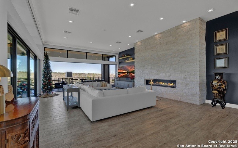 1728 CHARDONNAY, New Braunfels, TX 78132-1885, 4 Bedrooms Bedrooms, ,3 BathroomsBathrooms,Residential,For Sale,1728 CHARDONNAY,0,1842086