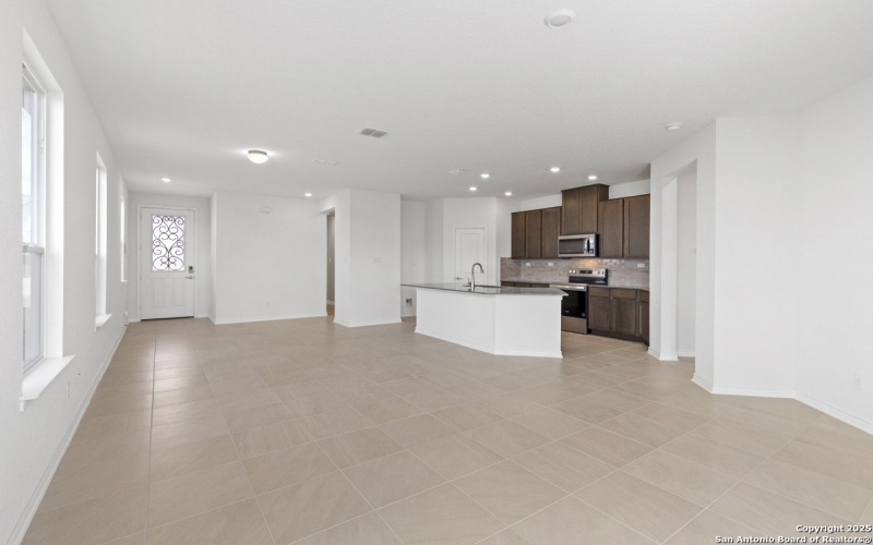 405 Panther Way, Seguin, TX 78155, 3 Bedrooms Bedrooms, ,2 BathroomsBathrooms,Residential,For Sale,405 Panther Way,0,1843558