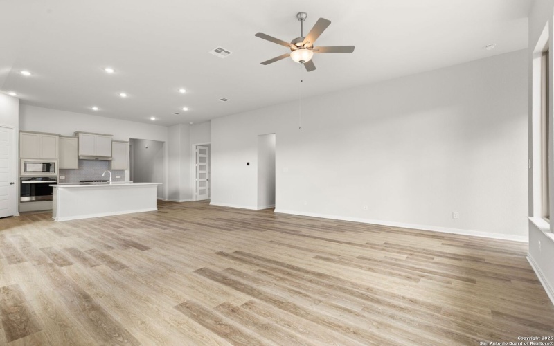 3200 Crosby Creek, Schertz, TX 78108, 4 Bedrooms Bedrooms, ,3 BathroomsBathrooms,Residential,For Sale,3200 Crosby Creek,0,1844168