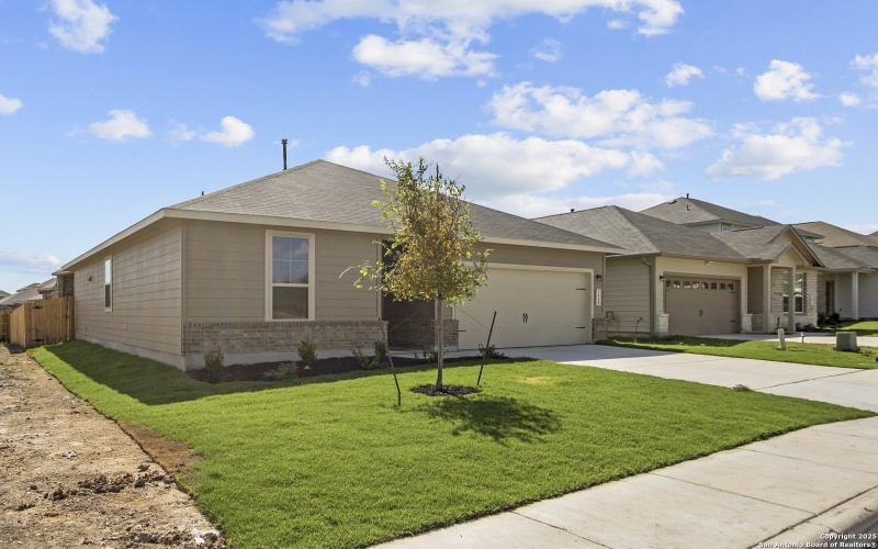 3448 Meteor Night, Converse, TX 78109, 3 Habitaciones Habitaciones , ,2 BañosBaños,Residential,En Venta,3448 Meteor Night,0,1844806