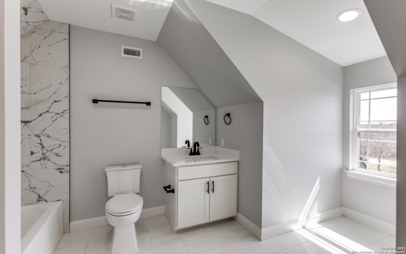 485 Post Oak, Gonzales, TX 78629, 4 Habitaciones Habitaciones , ,3 BañosBaños,Residential,En Venta,485 Post Oak,0,1847352