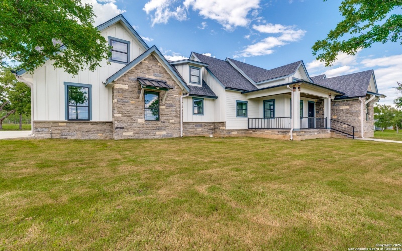 485 Post Oak, Gonzales, TX 78629, 4 Habitaciones Habitaciones , ,3 BañosBaños,Residential,En Venta,485 Post Oak,0,1847352