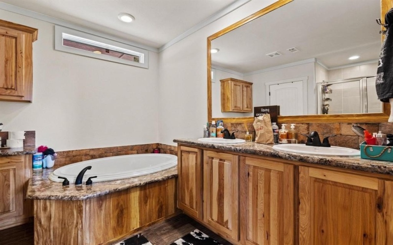 1455 N Tx-78, Bonham, TX 75418, 5 Bedrooms Bedrooms, ,2 BathroomsBathrooms,Residential,For Sale,1455 N Tx-78,0,21118476