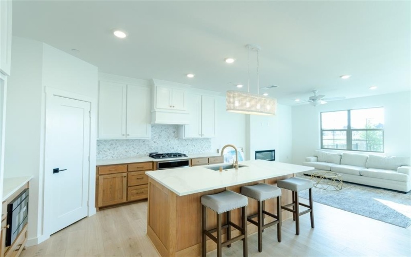 1248 Armstrong, The Colony, TX 75056, 3 Habitaciones Habitaciones , ,2 BañosBaños,Residential,En Venta,1248 Armstrong,0,21122235