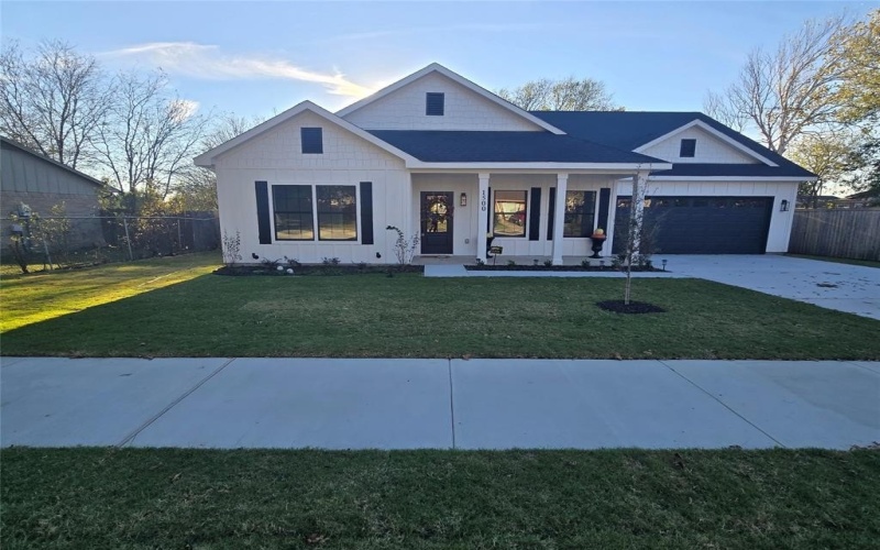 1500 Brackens Street, Waxahachie, TX 75165, 4 Habitaciones Habitaciones , ,2 BañosBaños,Residential,En Venta,1500 Brackens Street,0,21122319