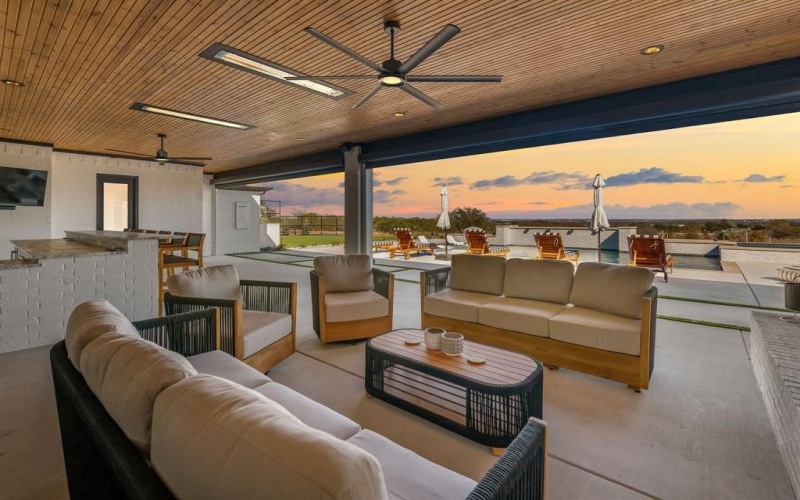 936 San Jacinto Drive, Aledo, TX 76008, 6 Habitaciones Habitaciones , ,9 BañosBaños,Residential,En Venta,936 San Jacinto Drive,0,21122625