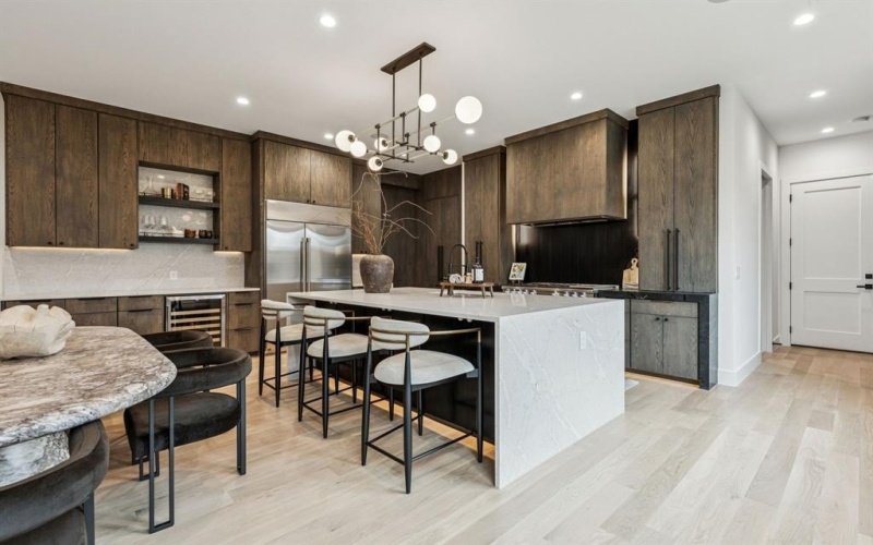 7707 Robin Road, Dallas, TX 75209, 5 Habitaciones Habitaciones , ,6 BañosBaños,Residential,En Venta,7707 Robin Road,0,21122775