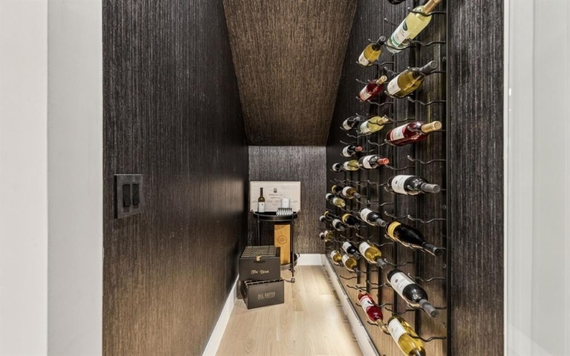 7707 Robin Road, Dallas, TX 75209, 5 Habitaciones Habitaciones , ,6 BañosBaños,Residential,En Venta,7707 Robin Road,0,21122775