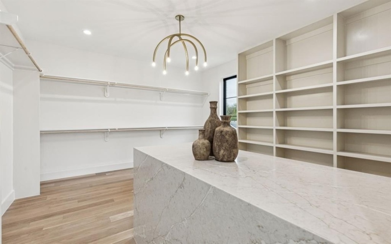 7707 Robin Road, Dallas, TX 75209, 5 Habitaciones Habitaciones , ,6 BañosBaños,Residential,En Venta,7707 Robin Road,0,21122775