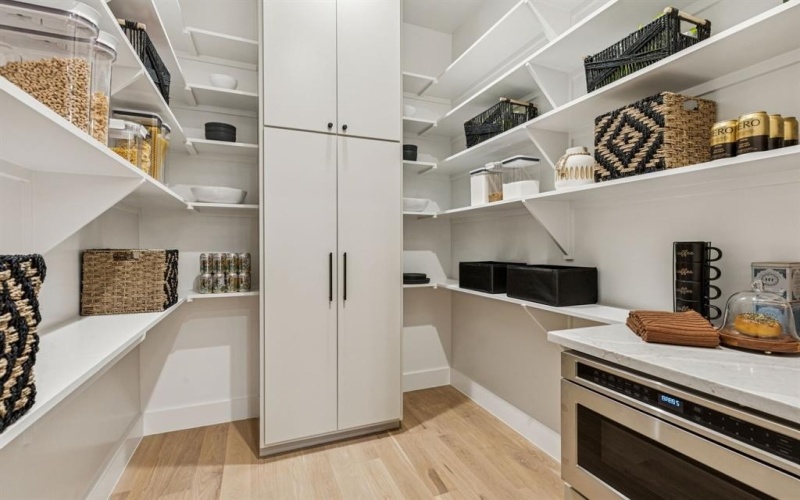 7707 Robin Road, Dallas, TX 75209, 5 Habitaciones Habitaciones , ,6 BañosBaños,Residential,En Venta,7707 Robin Road,0,21122775