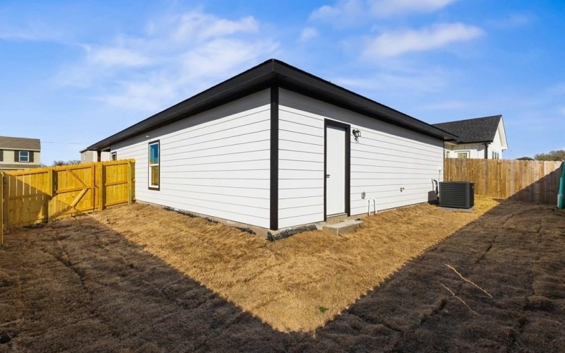 304 Rike Road, Mabank, TX 75147, 3 Habitaciones Habitaciones , ,2 BañosBaños,Residential,En Venta,304 Rike Road,0,21123531