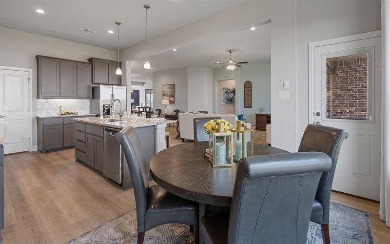 10420 SUNSET SHORE Drive, Grand Prairie, TX 76065, 5 Bedrooms Bedrooms, ,3 BathroomsBathrooms,Residential,For Sale,10420 SUNSET SHORE Drive,0,21123572