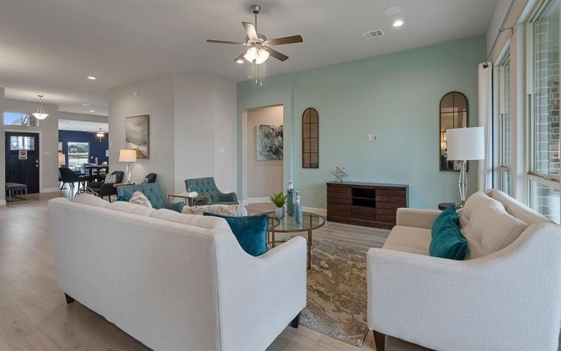 10420 SUNSET SHORE Drive, Grand Prairie, TX 76065, 5 Bedrooms Bedrooms, ,3 BathroomsBathrooms,Residential,For Sale,10420 SUNSET SHORE Drive,0,21123572