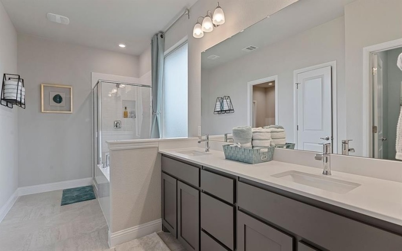 10420 SUNSET SHORE Drive, Grand Prairie, TX 76065, 5 Bedrooms Bedrooms, ,3 BathroomsBathrooms,Residential,For Sale,10420 SUNSET SHORE Drive,0,21123572