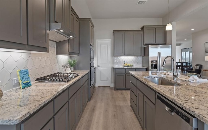 10420 SUNSET SHORE Drive, Grand Prairie, TX 76065, 5 Bedrooms Bedrooms, ,3 BathroomsBathrooms,Residential,For Sale,10420 SUNSET SHORE Drive,0,21123572