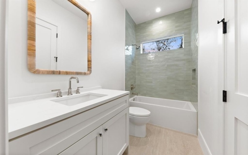 7327 Casa Loma Avenue, Dallas, TX 75214, 4 Bedrooms Bedrooms, ,5 BathroomsBathrooms,Residential,For Sale,7327 Casa Loma Avenue,0,21123693