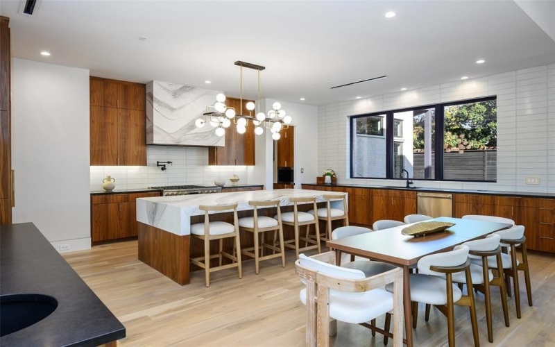 10142 Coppedge Lane, Dallas, TX 75229, 5 Bedrooms Bedrooms, ,6 BathroomsBathrooms,Residential,For Sale,10142 Coppedge Lane,0,21124751