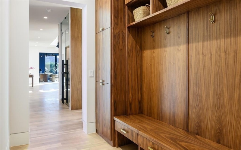 10142 Coppedge Lane, Dallas, TX 75229, 5 Bedrooms Bedrooms, ,6 BathroomsBathrooms,Residential,For Sale,10142 Coppedge Lane,0,21124751