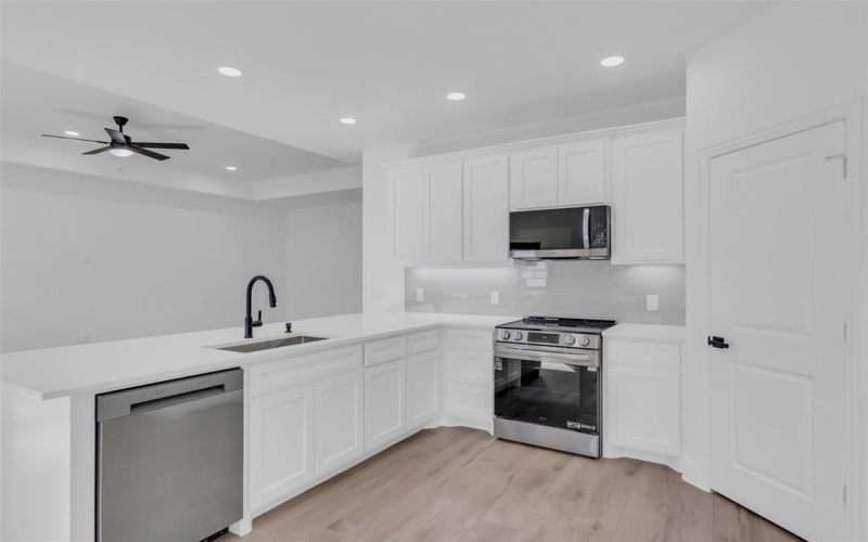 6210 Mesquite Tree Street, Alvarado, TX 76009, 3 Bedrooms Bedrooms, ,2 BathroomsBathrooms,Residential,For Sale,6210 Mesquite Tree Street,0,21124910