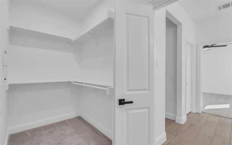 6210 Mesquite Tree Street, Alvarado, TX 76009, 3 Bedrooms Bedrooms, ,2 BathroomsBathrooms,Residential,For Sale,6210 Mesquite Tree Street,0,21124910