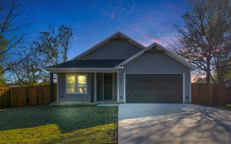 6210 Mesquite Tree Street, Alvarado, TX 76009, 3 Bedrooms Bedrooms, ,2 BathroomsBathrooms,Residential,For Sale,6210 Mesquite Tree Street,0,21124910