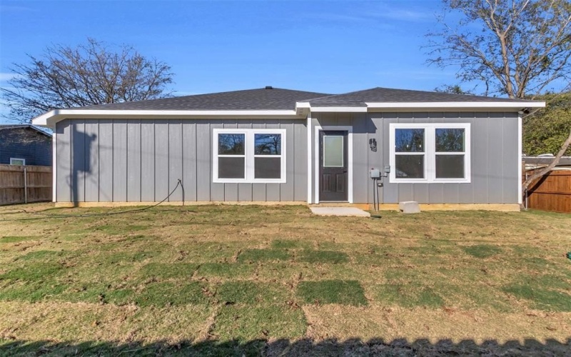 6210 Mesquite Tree Street, Alvarado, TX 76009, 3 Bedrooms Bedrooms, ,2 BathroomsBathrooms,Residential,For Sale,6210 Mesquite Tree Street,0,21124910