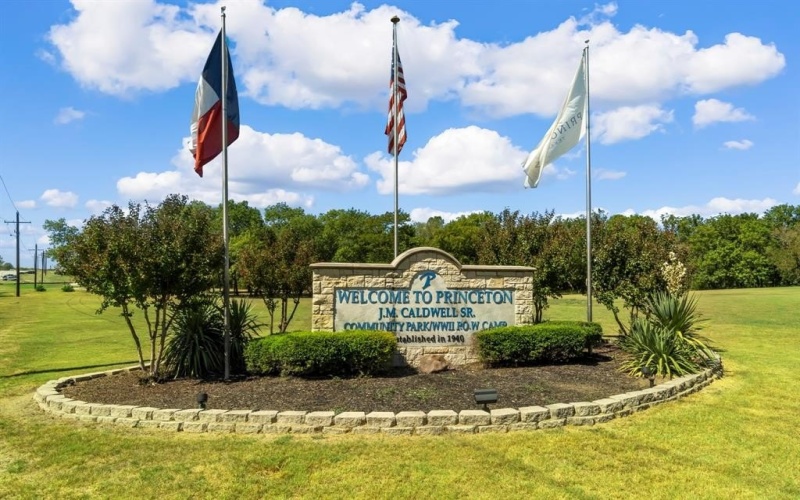 521 Big Bend Parkway, Princeton, TX 75407, 3 Habitaciones Habitaciones , ,2 BañosBaños,Residential,En Venta,521 Big Bend Parkway,0,21125155