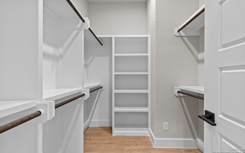 1202 Crazy Horse, San Antonio, TX 78260, 4 Bedrooms Bedrooms, ,3 BathroomsBathrooms,Residential,For Sale,1202 Crazy Horse,0,1850712