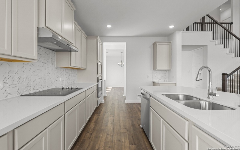 138 Annette Dr, Castroville, TX 78009, 5 Habitaciones Habitaciones , ,5 BañosBaños,Residential,En Venta,138 Annette Dr,0,1851046