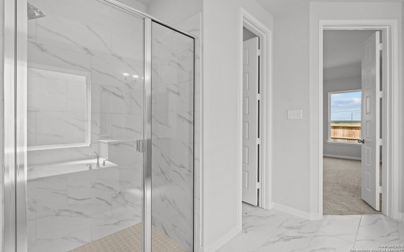 179 Katie Court, Castroville, TX 78009, 4 Habitaciones Habitaciones , ,3 BañosBaños,Residential,En Venta,179 Katie Court,0,1851058