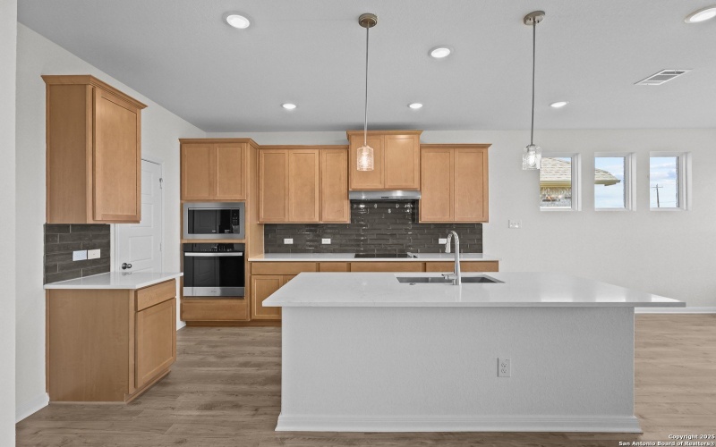 179 Annette Dr, Castroville, TX 78009, 4 Habitaciones Habitaciones , ,3 BañosBaños,Residential,En Venta,179 Annette Dr,0,1851060