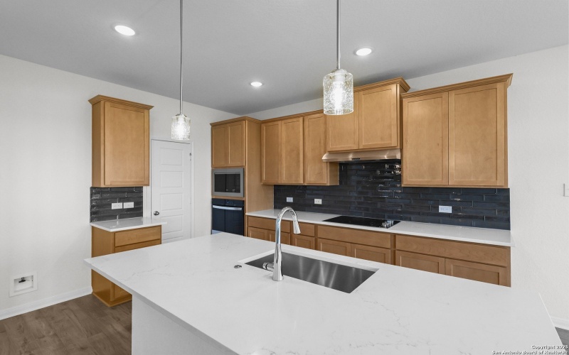 179 Annette Dr, Castroville, TX 78009, 4 Habitaciones Habitaciones , ,3 BañosBaños,Residential,En Venta,179 Annette Dr,0,1851060