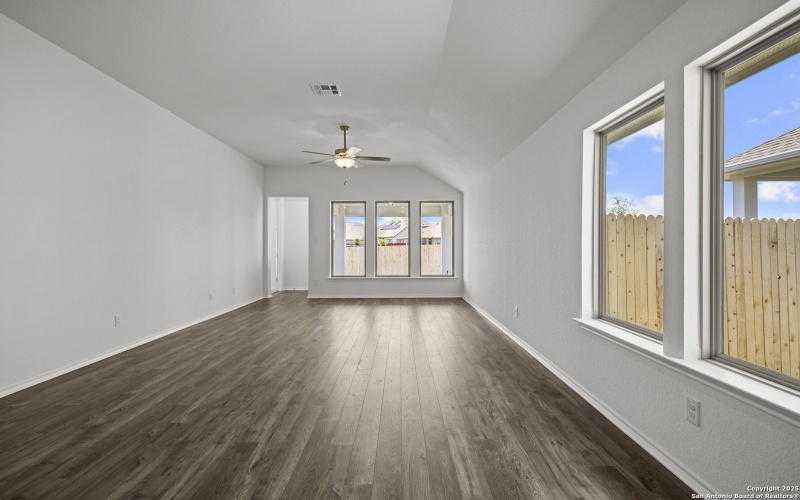 10281 Bartenheim Dr, Schertz, TX 78154, 4 Habitaciones Habitaciones , ,2 BañosBaños,Residential,En Venta,10281 Bartenheim Dr,0,1854845