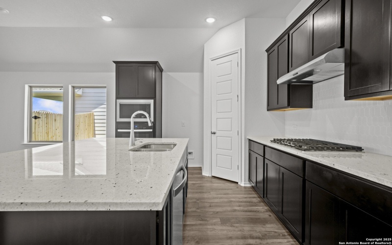 10281 Bartenheim Dr, Schertz, TX 78154, 4 Habitaciones Habitaciones , ,2 BañosBaños,Residential,En Venta,10281 Bartenheim Dr,0,1854845