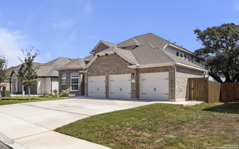 9510 Pioneer Junction, San Antonio, TX 78254, 4 Bedrooms Bedrooms, ,3 BathroomsBathrooms,Residential,For Sale,9510 Pioneer Junction,0,1857247