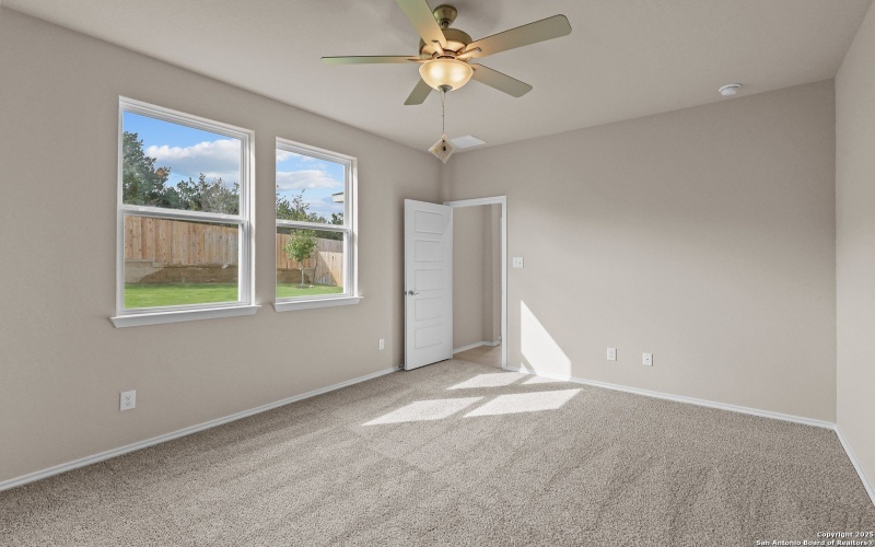 6602 LOWRIE BLOCK, San Antonio, TX 78239, 4 Habitaciones Habitaciones , ,3 BañosBaños,Residential,En Venta,6602 LOWRIE BLOCK,0,1862411