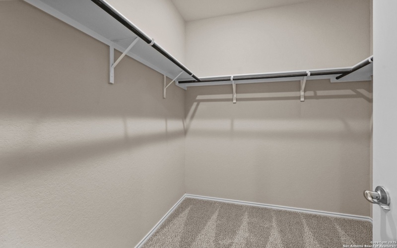 6602 LOWRIE BLOCK, San Antonio, TX 78239, 4 Habitaciones Habitaciones , ,3 BañosBaños,Residential,En Venta,6602 LOWRIE BLOCK,0,1862411