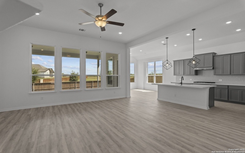 2852 Reeves Lane, Schertz, TX 78108, 4 Bedrooms Bedrooms, ,2 BathroomsBathrooms,Residential,For Sale,2852 Reeves Lane,0,1878026