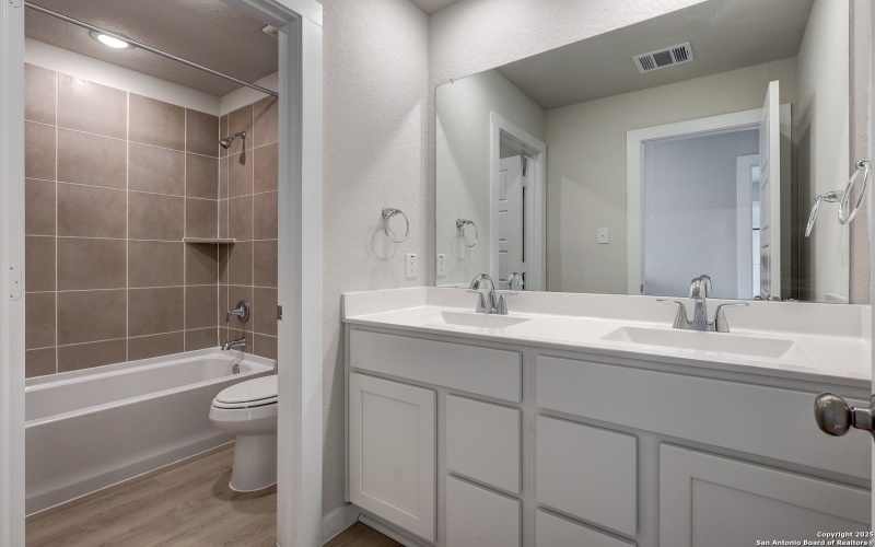 4303 CLARISSE STREET, New Braunfels, TX 78130, 4 Bedrooms Bedrooms, ,2 BathroomsBathrooms,Residential,For Sale,4303 CLARISSE STREET,0,1878062