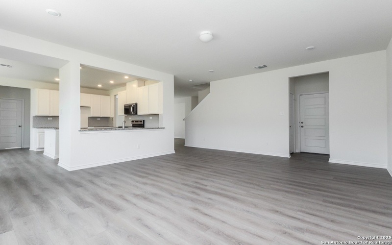 15504 ELECTRA CIR, San Antonio, TX 78245, 4 Habitaciones Habitaciones , ,2 BañosBaños,Residential,En Venta,15504 ELECTRA CIR,0,1867572