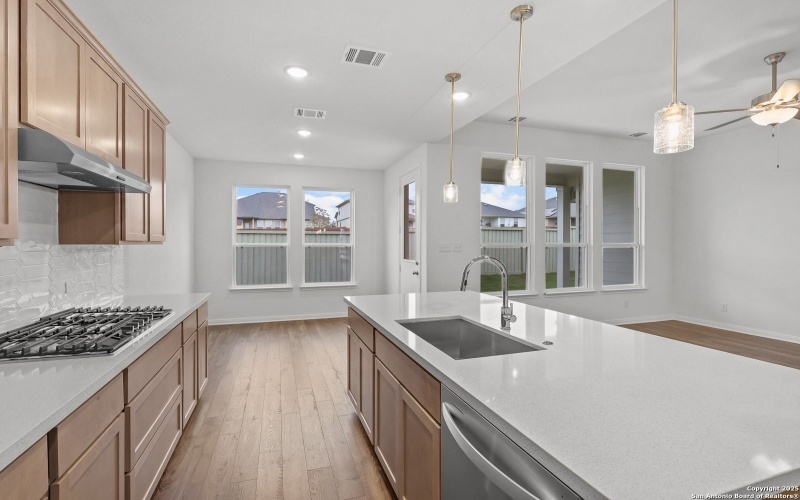 409 Foxtail Canyon, Cibolo, TX 78108, 5 Bedrooms Bedrooms, ,3 BathroomsBathrooms,Residential,For Sale,409 Foxtail Canyon,0,1868398