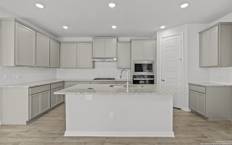 2515 Sueno Point, San Antonio, TX 78245, 4 Bedrooms Bedrooms, ,3 BathroomsBathrooms,Residential,For Sale,2515 Sueno Point,0,1872575