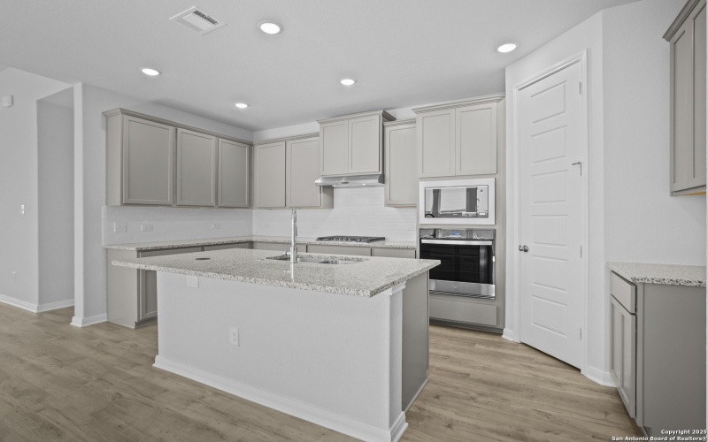 2515 Sueno Point, San Antonio, TX 78245, 4 Bedrooms Bedrooms, ,3 BathroomsBathrooms,Residential,For Sale,2515 Sueno Point,0,1872575