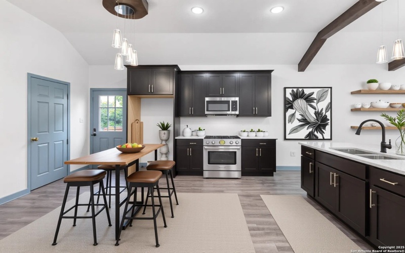 241 Hawthorne, San Antonio, TX 78214, 3 Bedrooms Bedrooms, ,2 BathroomsBathrooms,Residential,For Sale,241 Hawthorne,0,1872907