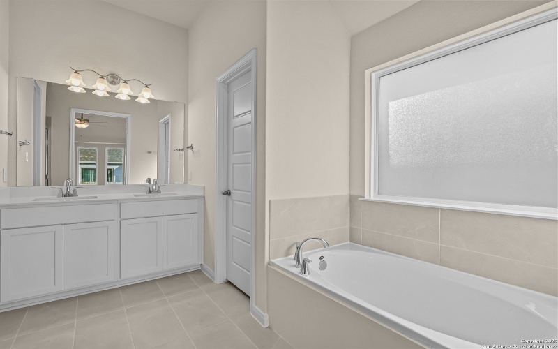 1852 Bighorn Trail, New Braunfels, TX 78132, 4 Bedrooms Bedrooms, ,2 BathroomsBathrooms,Residential,For Sale,1852 Bighorn Trail,0,1873062