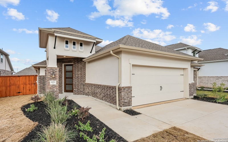 1852 Bighorn Trail, New Braunfels, TX 78132, 4 Bedrooms Bedrooms, ,2 BathroomsBathrooms,Residential,For Sale,1852 Bighorn Trail,0,1873062