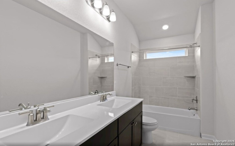 2520 Seabream Drive, San Antonio, TX 78253-7208, 3 Bedrooms Bedrooms, ,2 BathroomsBathrooms,Residential,For Sale,2520 Seabream Drive,0,1876881